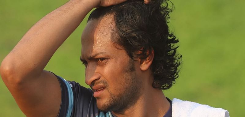 Gemcon Khulna all-rounder Shakib Al Hasan leaves Bangladesh for the US due to a family emergency