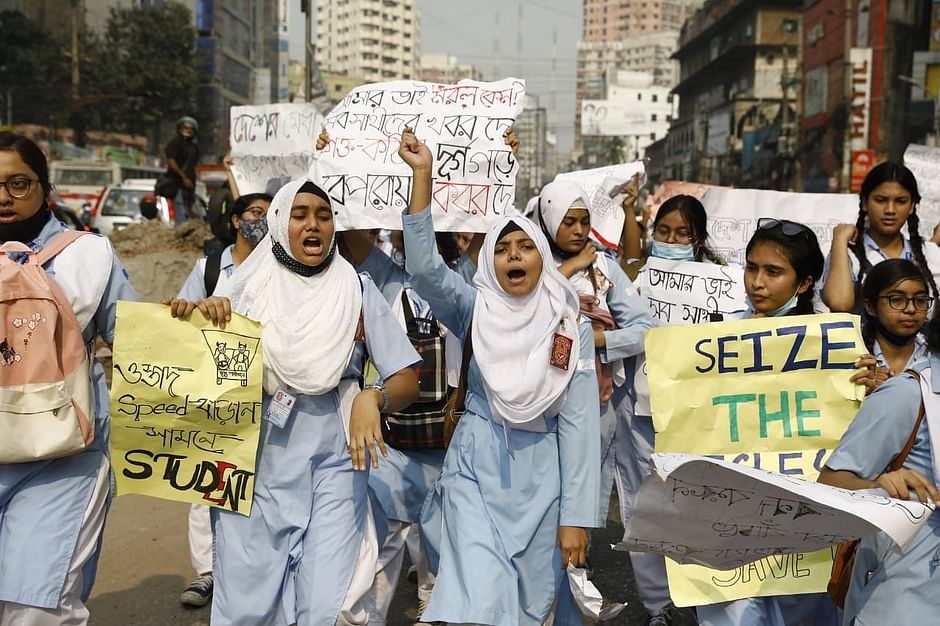 Students demonstrate in Shatinagar and Kakrail in Dhaka on Thursday safe road and justice to Notre Dame College student Naim Hasan, who was run over by a garbage truck of Dhaka South City Corporation on Wednesday.