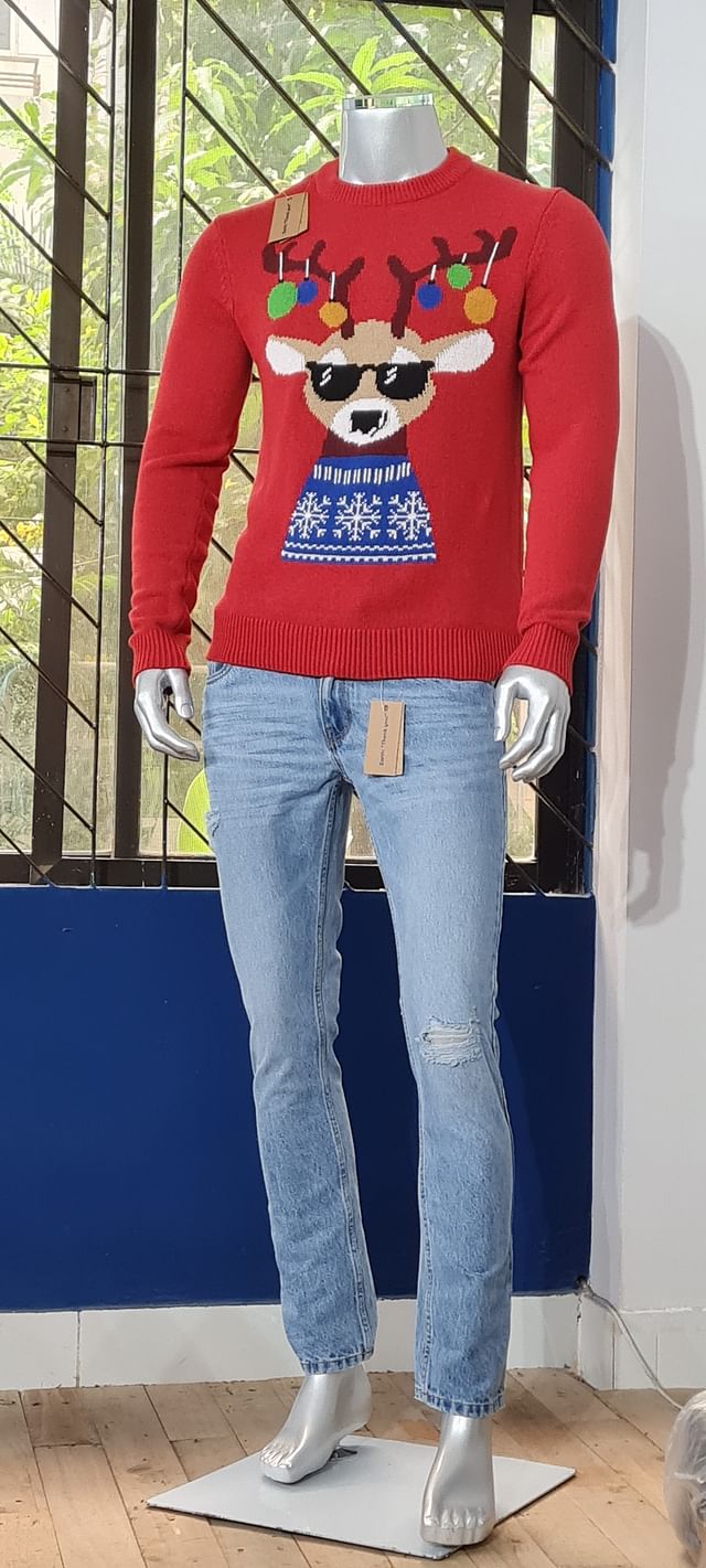 Sweater and jeans made of Cyclo fiber