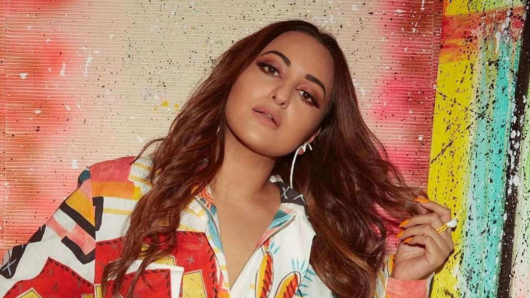 Sonakshi Sinha slays the chic look in her recent pictures | Prothom Alo Sonakshi Sinha slays the chic look in her recent pictures | Prothom Alo
