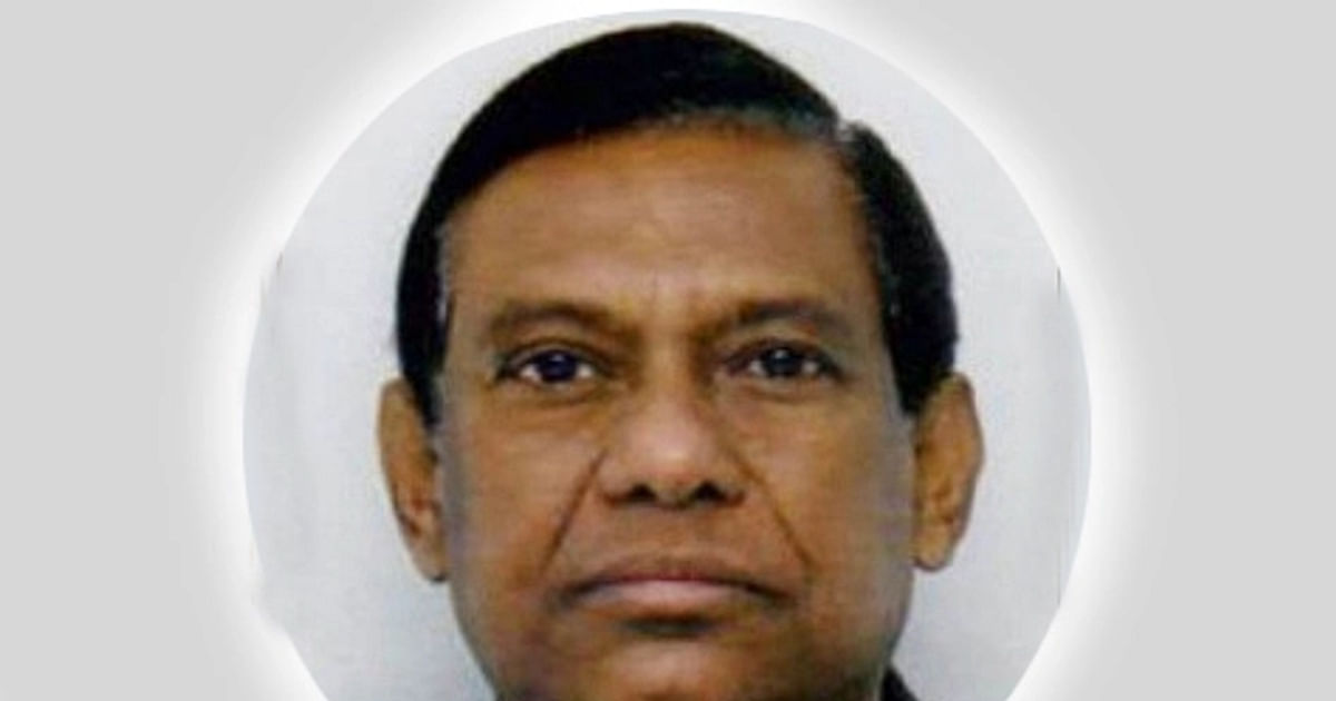 former-justice-shamsuddin-chy-attacked-in-dhaka