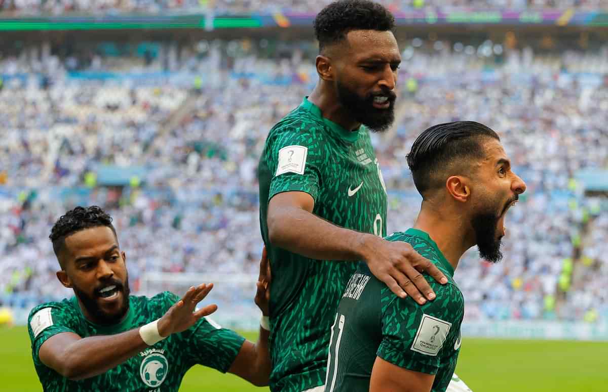 Saudi Arabia Stuns Messi and Argentina in World Cup's First Shock - The New  York Times