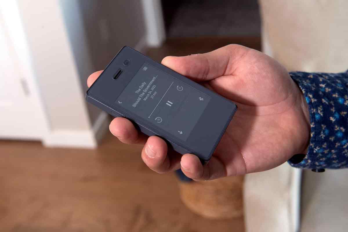 This 'dumb' phone is way more hardcore than your fancypants iPhone, Tech  News