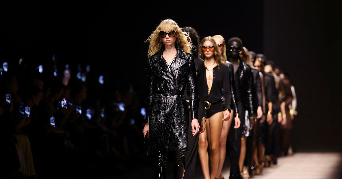 peter-hawkings-offers-slinky-designs-in-tom-ford-debut-at-milan-fashion