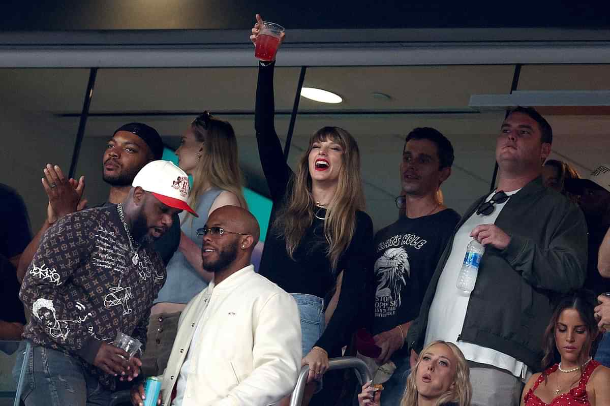 Taylor Swift spotted with rumored beau Kelce as his Chiefs beat