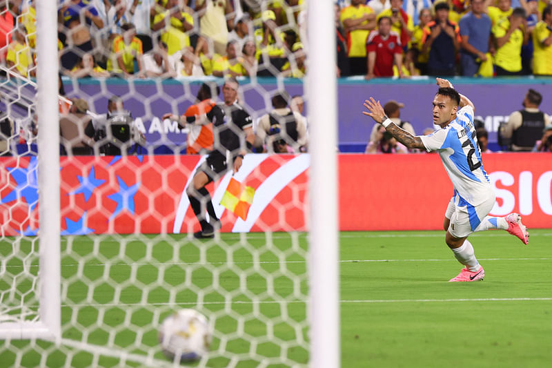Lautaro Martinez of Argentina celebrates after scoring the team's only goal during the CONMEBOL Copa America 2024 Final match between Argentina and Colombia at Hard Rock Stadium on July 14, 2024 in Miami Gardens, Florida