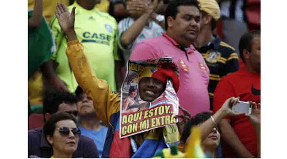 A fan of Ecuador cheers prior to the the Group E football match between Switzerland and Ecuador at the Mane Garrincha National Stadium in Brasilia during the 2014 FIFA World Cup on June 15, 2014. AFP