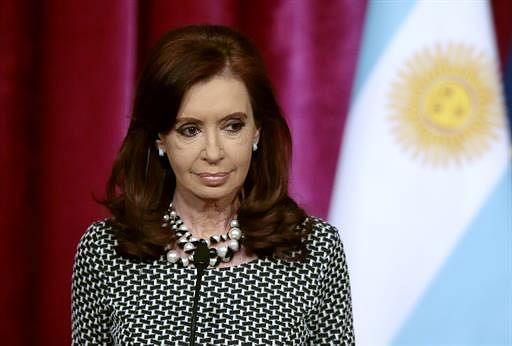 Argentinian President Cristina Kirchner looks on during a joint press conference with the French president at the presidential Elysee Palace in Paris on March 19, 2014. AFP