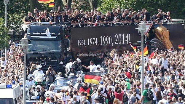 The German team showed no signs of jet-lag as they greeted adoring fans