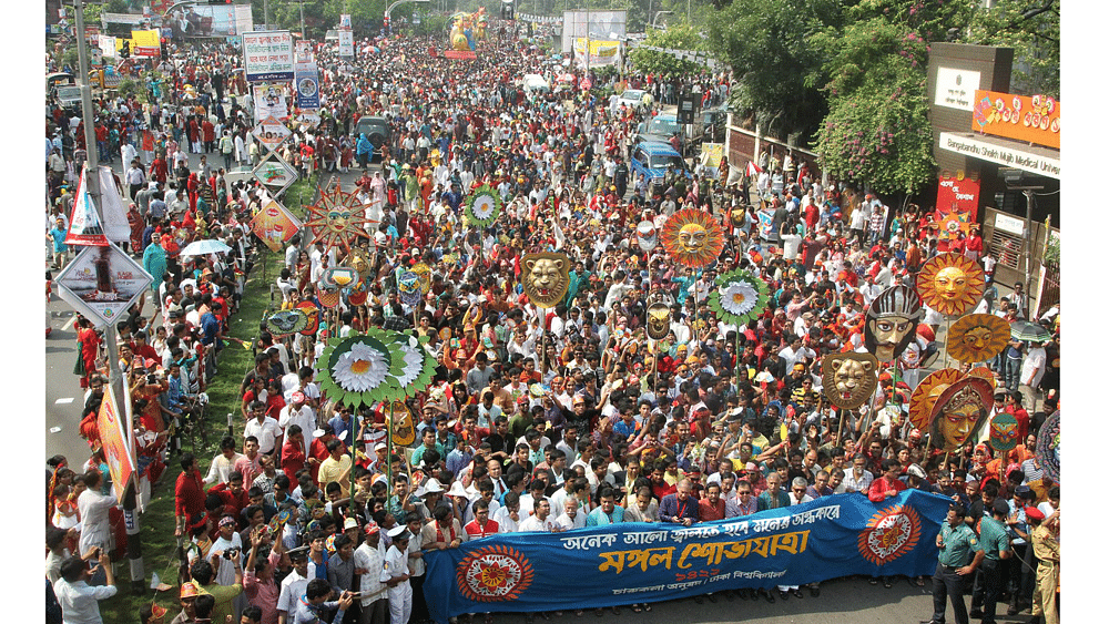 Faculty of Fine Arts arranges the Mongol Shova Jatra, marking the first day of Bangla New Year, 1422. Photo: Zia Islam