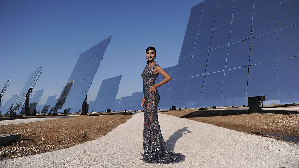 Vietnamese actress Kim Tuyen poses during the Jessica Minh Anh’s Summer Fashion Show 2015. Photo: AFP