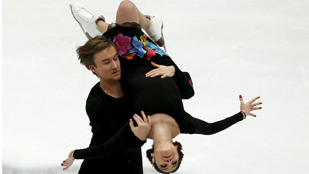 Elena Ilinykh and Ruslan Zhiganshin of Russia compete during the ice dance free dance program during China ISU Grand Prix of Figure Skating in Beijing, China, November 7, 2015. Photo: Reuters