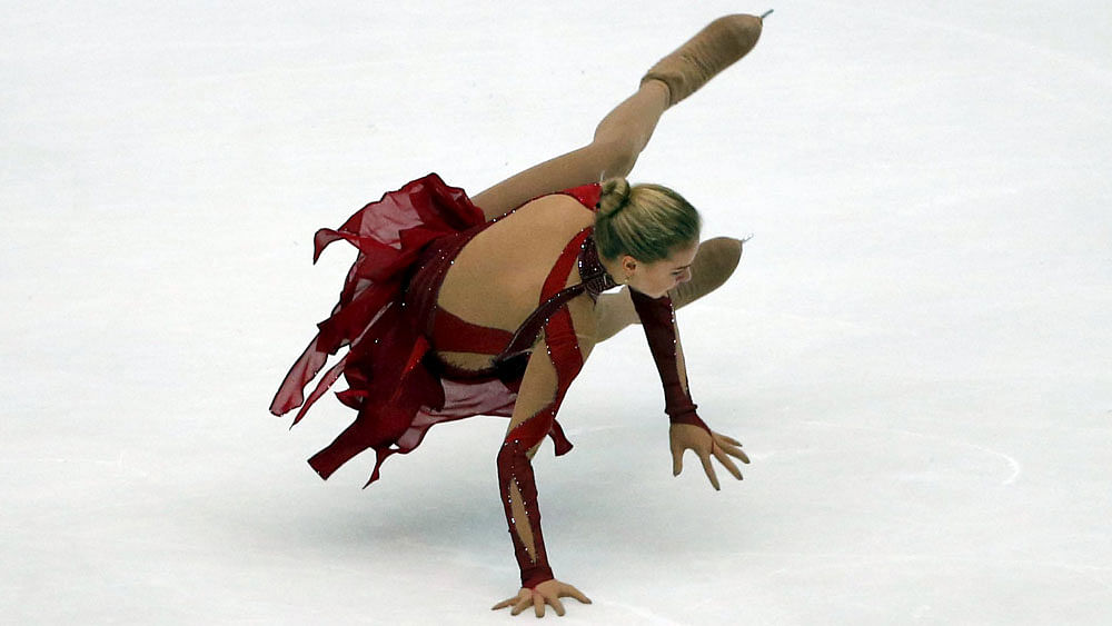 Anna Pogorilaya of Russia performs during the ladies` singles short program during China ISU Grand Prix of Figure Skating , in Beijing, China, November 6, 2015. Photo: Reuters