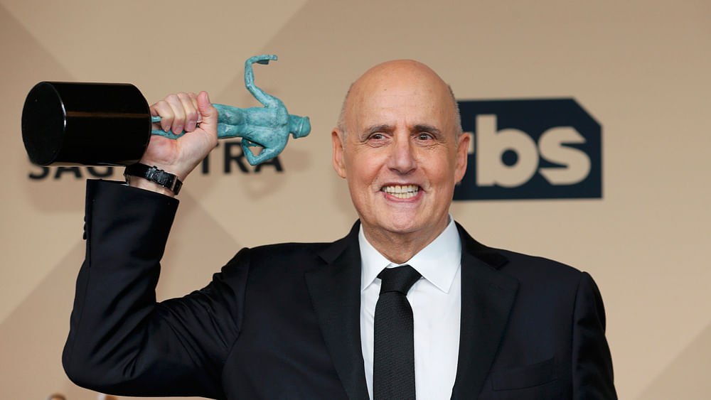 Jeffrey Tambor holds the award for Outstanding Performance by a Male Actor in a Comedy Series for his role in `Transparent` backstage at the 22nd Screen Actors Guild Awards in Los Angeles, California January 30, 2016. Photo: Reuters