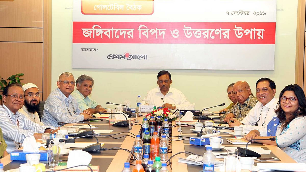 Daily Prothom Alo organises a roundtable on militancy at its office in the city’s Karwan Bazar. Photo: Prothom Alo