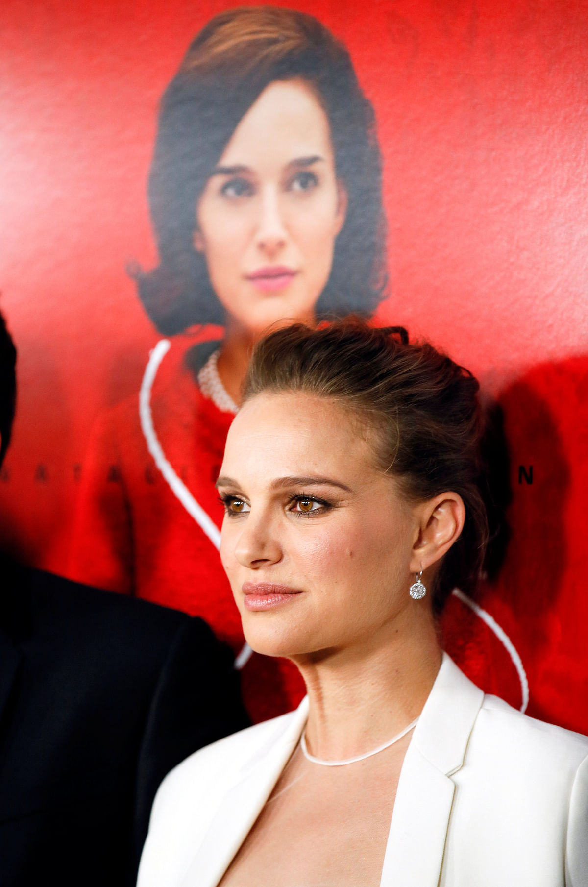 Actor Natalie Portman, who portrays Jacqueline Kennedy, poses at a screening of `JACKIE` as a part of AFI Fest in Los Angeles, California. Photo: Reuters