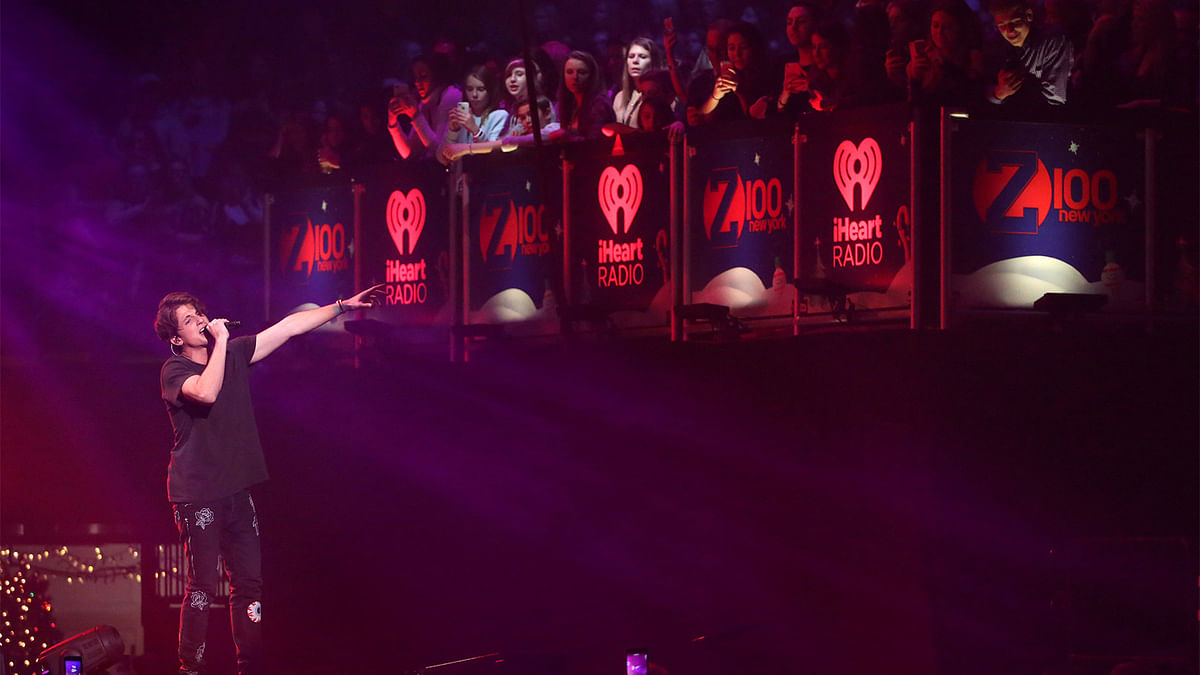 Charlie Puth performs at Z100`s Jingle Ball in Manhattan, New York, U.S., December 9, 2016. Photo: Reuters