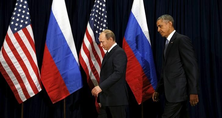 US President Barack Obama and Russian President Vladimir Putin walk into a photo opportunity before their meeting at the United Nations General Assembly in New York September 28, 2015. Photo: Reuters