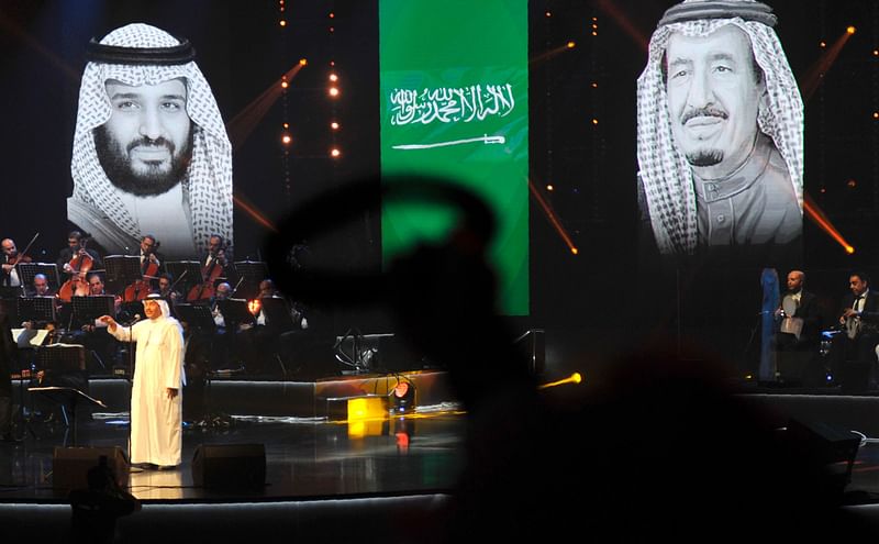 Saudi singer Mohammed Abdu performs during a concert in Jeddah on 30 January, 2017. Photo: AFP