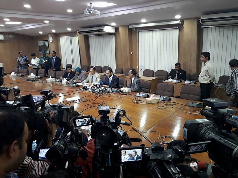 Cabinet secretary Md Shafiul Alam announces names of election commissioners during a press briefing at Secretariat. Photo: Abu Taib Ahmed