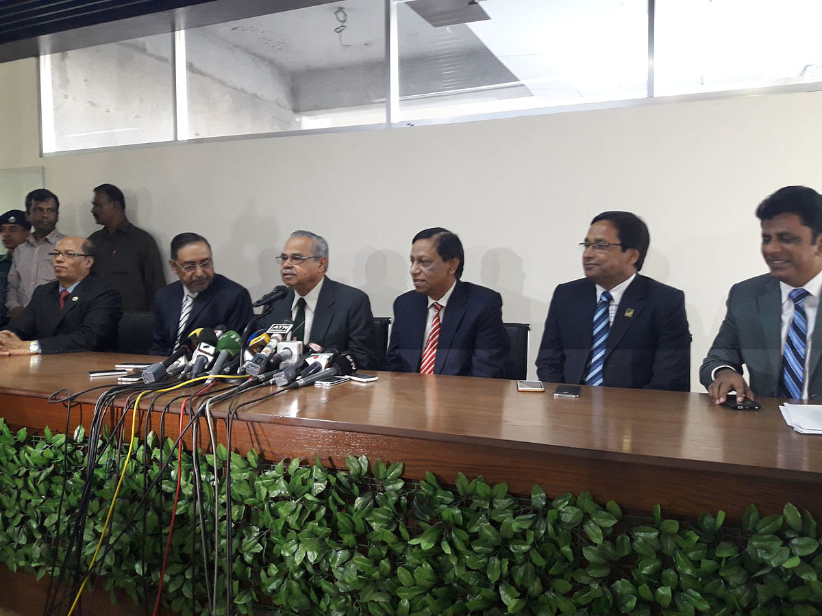 Outgoing CEC Kazi Rakibuddin Ahmad addresses a press briefing at the new election commission building in the city On Wednesday. Photo: Taib Ahmed
