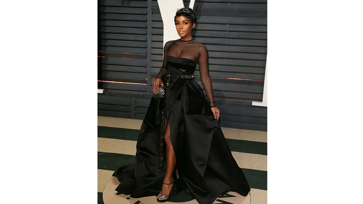 US singer Janelle Monae poses as she arrives to the Vanity Fair Party following the 88th Academy Awards at The Wallis Annenberg Center for the Performing Arts in Beverly Hills, California, on February 26, 2017. Photo: AFP