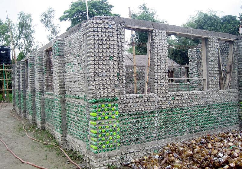 Bottle house. Photo: Prothom Alo