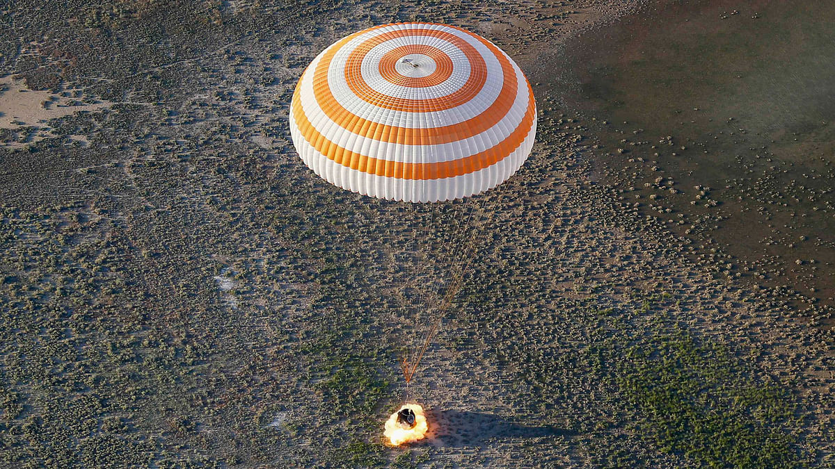 The Soyuz MS-03 capsule carrying the International Space Station (ISS) crew of Oleg Novitskiy of Russia and Thomas Pesquet of France lands in a remote area outside the town of Dzhezkazgan (Zhezkazgan), Kazakhstan June 2, 2017. Reuters