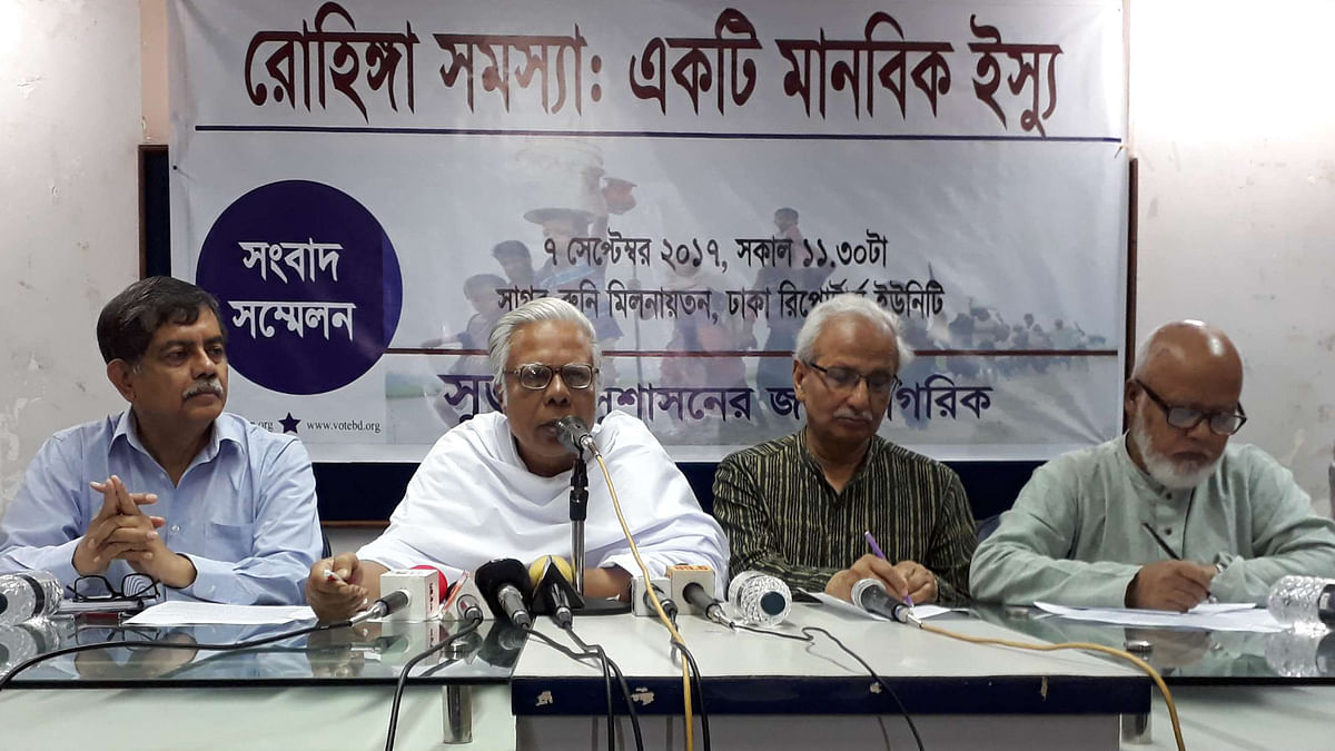 Researcher and columnist Syed Abul Maksud addresses a press conference on ‘Rohingya Problem: A Humanitarian Issue’ at the Reporters Unity auditorium in the capital. Photo: Sazid Hossain