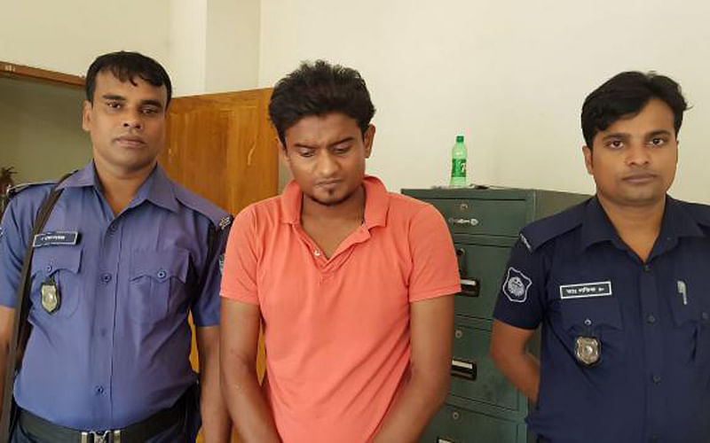 Shams Kabir Sourav, a leadet of ruling Bangladesh Awami League`s student front, Bangladesh Chhatra League, was arresed allegedly for abducting a priest near Dhaka. -- Prothom Alo photo