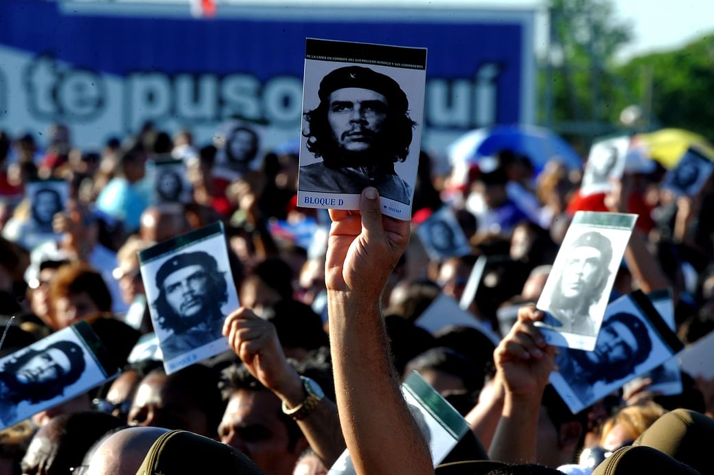 Thousands remember revolutionary Che Guevara on 50th anniversary