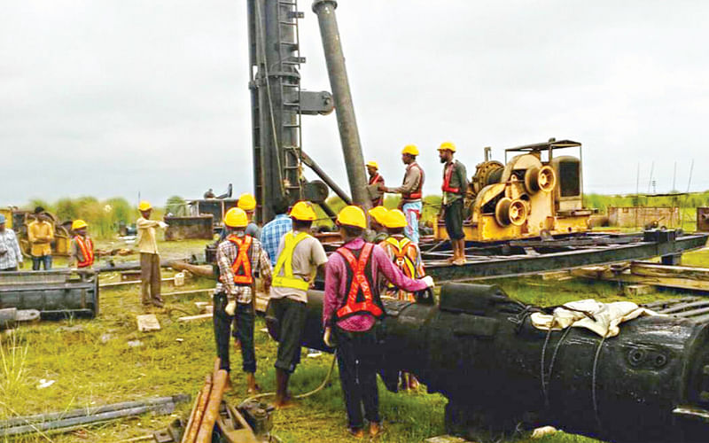 Experimental piling for Rampal coal-fired power plant construction. Photo: Collected