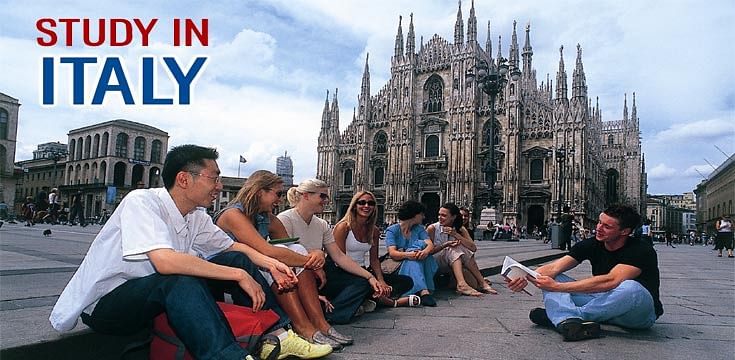 Italian university students. Photo--popularworldplace.com