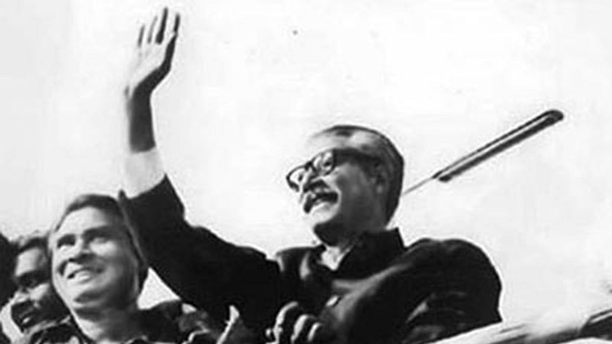 On 10 January 1972, Bangabandhu Sheikh Mujibur Rahman accorded a reception Tejgaon Airport in Dhaka on his return to the country from Pakistan jail. Photo: Collected