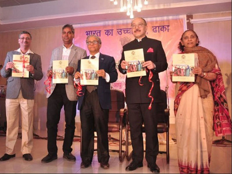 Indian High Commissioner in Dhaka Harsh Vardhan Shringla and Dhaka University vice-chancellor professro Md Akhtaruzzaman attend a programme at the Institute of Modern Languages marking World Hindi Day on 10 January. Photo: UNB