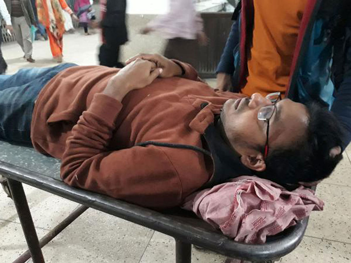 Injured students of Dhaka University, attacked by ruling Awami League`s student wing Bangladesh Chhatra League, being treated at Dhaka Medical College Hospital on Tuesday. Photo: Abdus Salam