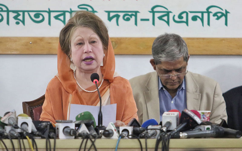 Former prime minister and BNP chairperson Khaleda Zia addresses a press conference at her Gulshan office on Wednesday. Photo: Saiful Islam