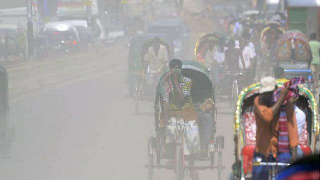 Bangladesh is losing one per cent GDP every year due to air pollution. Photo--UNB