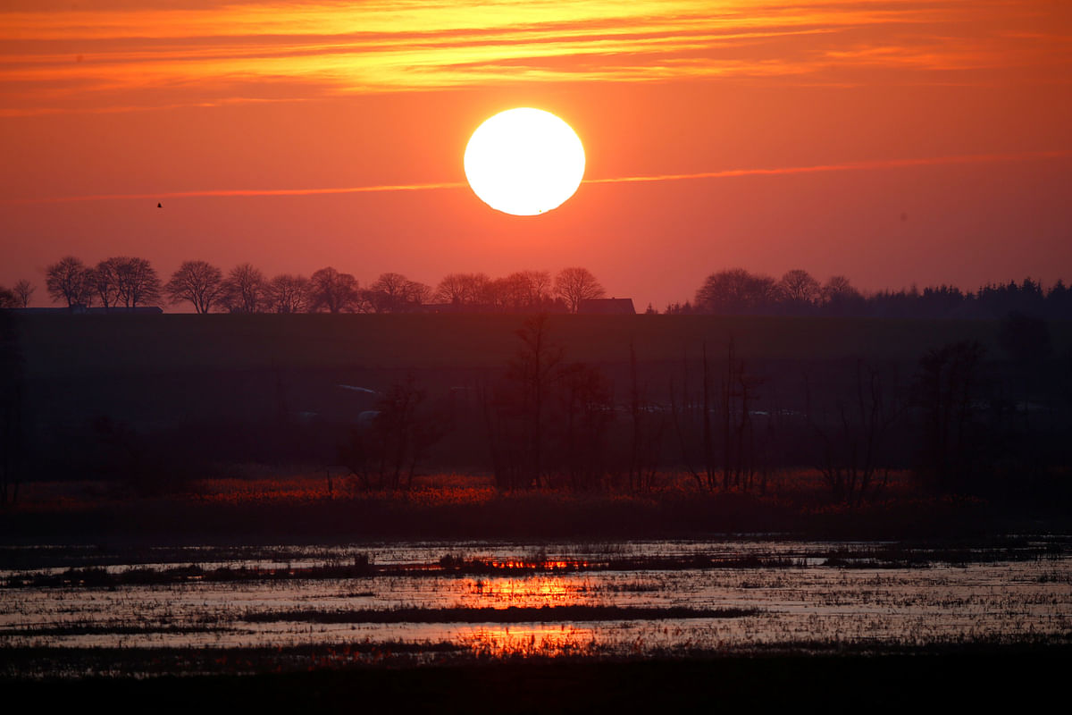 Sunset is seen in Demmin, Germany on 14 February 2018. Photo: Reuters