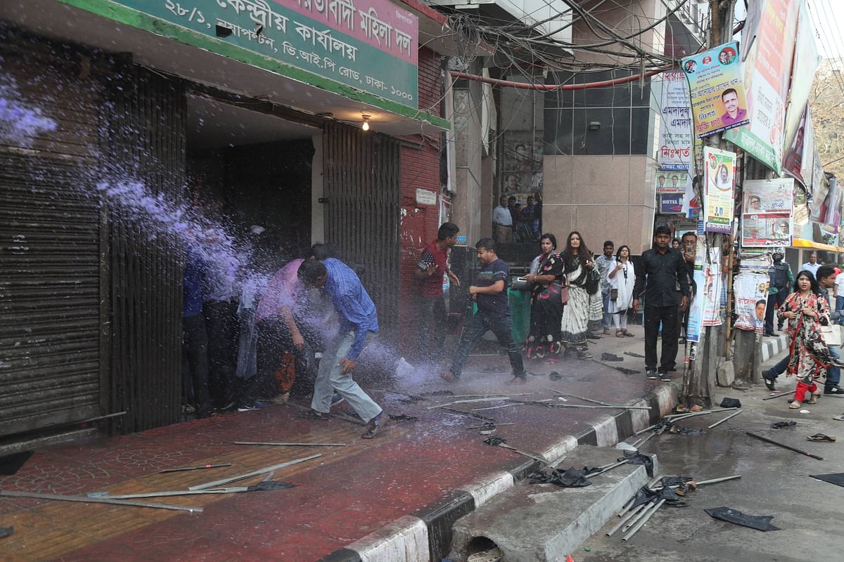 Police use water cannon to foil BNP’s black flag programme when BNP activists try to bring out the programme from in front of party’s Naya Paltan headquarters on Saturday. At least 10 hurt, 20 detained. Photo: Sazid Hossain/Prothom Alo