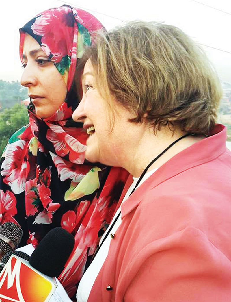 Nobel Laureates Tawakkol Karman (L) and Mairead Maguire (R) speaking with reporters after visiting Kutupalong Rohingya camp on Sunday. Photo: Prothom Alo