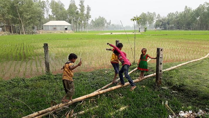 Children playing at Raiganj in Sirajganj district. The photo was taken on 28 February. Photo: Sajedul Alam