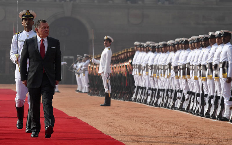 Jordan`s King Abdullah II inspects the guard of honour during a ceremonial reception at the Presidential palace in New Delhi on 1 March. Photo: AFP