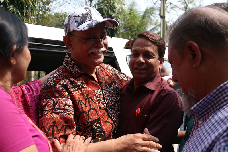 Zafar Iqbal returns to SUST campus