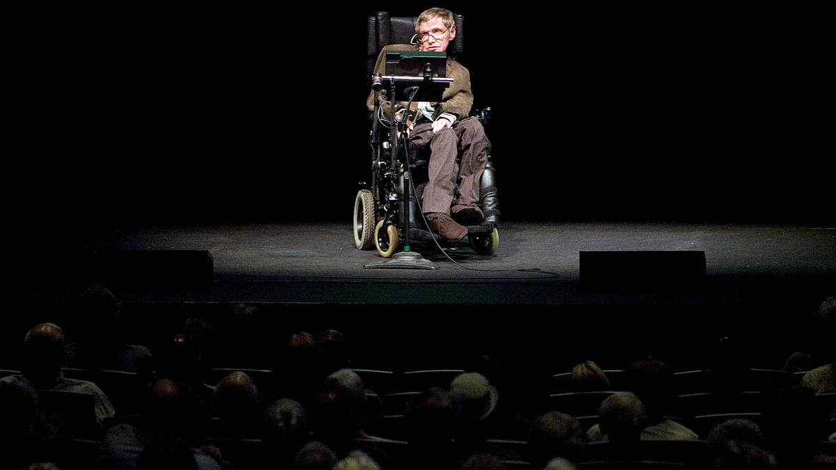 Professor of mathematics at Cambridge University Stephen W Hawking discusses theories on the origin of the universe in a talk in Berkeley, California, on 13 March 2007. Reuters