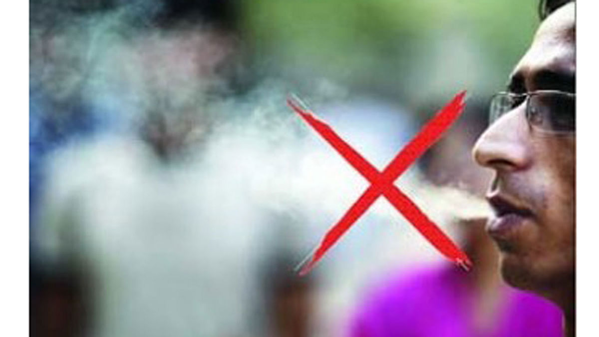 12pc Bangladesh adolescents addicted to smoking. Prothom Alo File Photo