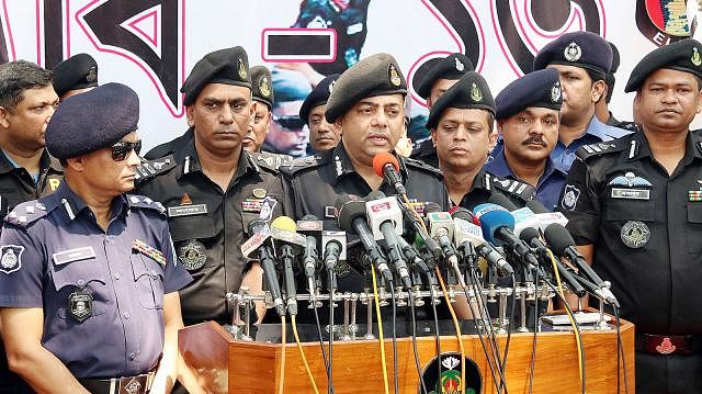 Rapid Action Battalion (RAB) director general Benazir Ahmed at a press briefing at RAB-13 Headquarters in Rangpur on Wednesday. Photo: Moinul Islam