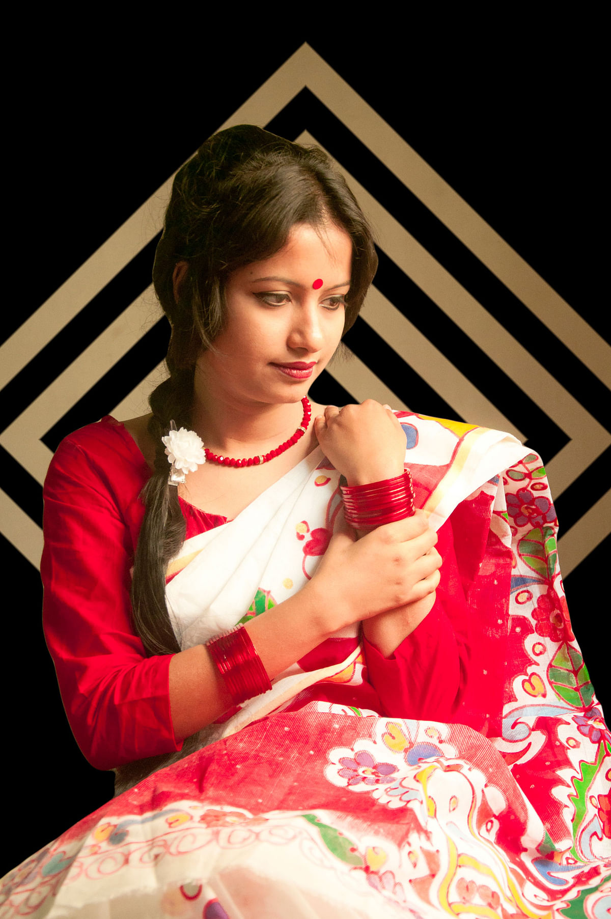 Cotton sarees will sooth your skin. Photo: Collected