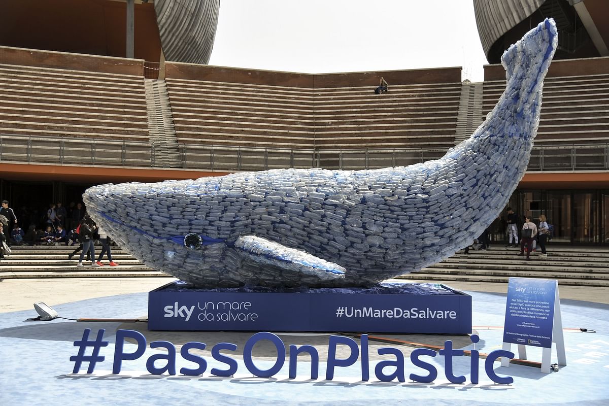 A picture shows “Plasticus”, a 10-metre installation depicting a whale created by “Sky Ocean Rescue-A Sea to Save”, and made up of 250 kg of plastic waste, in front of the Auditorium Parco della Musica in central Rome. Photo: AFP
