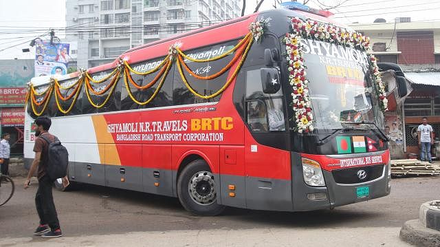 Bangladesh-India-Nepal bus services begin